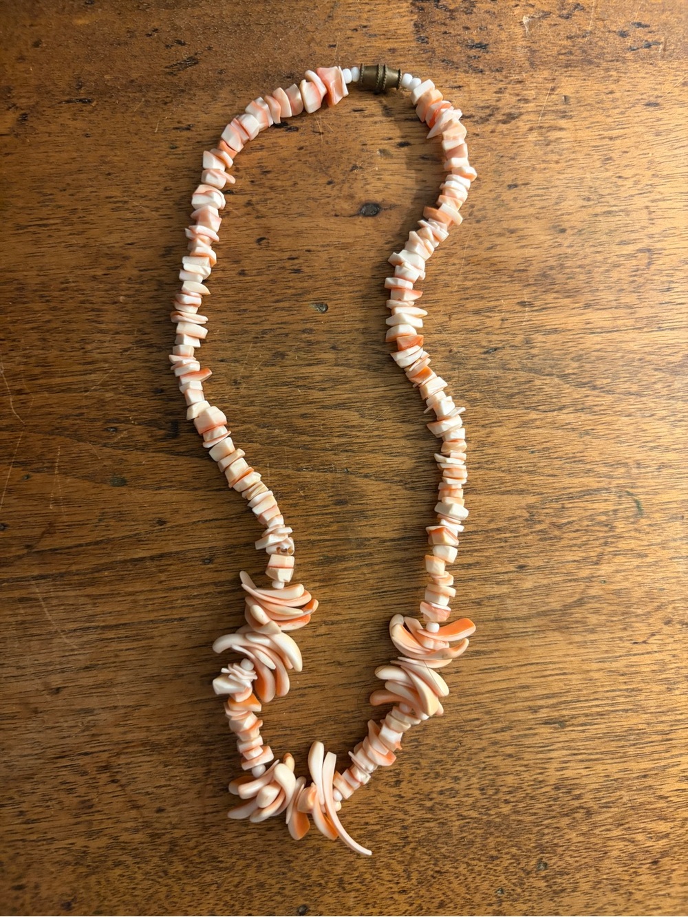 Vintage Handcrafted Peach Shell Chip Necklace - Women Jewelry